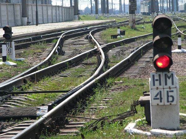 ДНР збирається вивести Донецьку залізницю зі складу «Укрзалізниці». Так звана Донецька Народна Республіка має намір вивести зі складу Державної адміністрації залізничного транспорту «Укрзалізниця» Донецьку залізницю. 