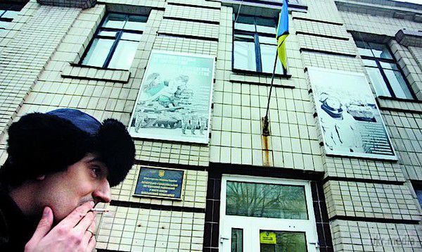 Україна не зможе провести весняний призов строковиків. Указ про призов не поверне автоматично призовників до військкомату.