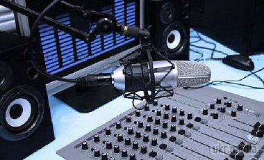 У Донецьку запрацювало українське радіо. Передача сигналу на Донецьк здійснюється з Костянтинівки, на частоті 103,1