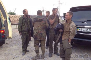 Найближчим часом може відбутися обмін полоненими за формулою "всіх на всіх" – СБУ. Вже сьогодні Київ готовий передати бойовикам 225 сепаратистів