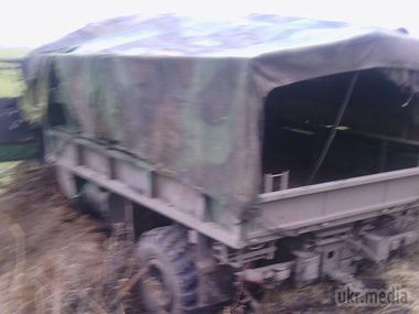 В районі Орехово Луганської області бойовики підірвали КрАЗ Нацгвардії, один загиблий. Проросійські терористи використовували керовану міну, повідомив один з бійців 25-го блокпоста сил антитерористичної операції.