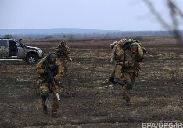 Біля Пісків на «розтяжці» підірвалися два українських розвідника. 28-а окрема механізована бригада, що дислокується в Одеській області, продовжує нести втрати в зоні АТО.