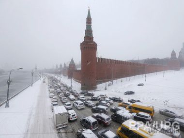 ЗМІ: "Злодії в законі "з'їхалися до Москви зі всього світу. На зустрічі "кримінальні генерали", які живуть в Європі і Казахстані, обговорять великі конфлікти в своєму середовищі