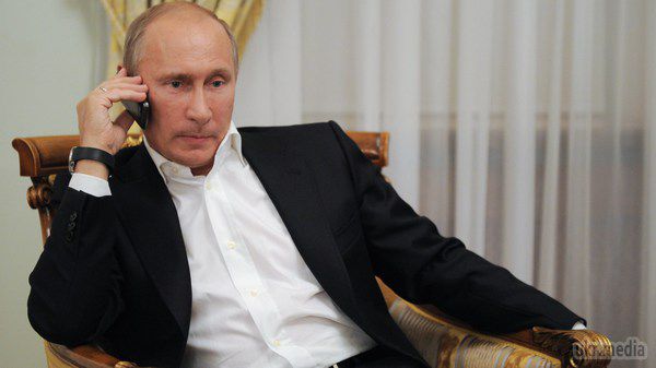 У НАТО допускають повалення Путіна в 2015 році. Високопоставлені експерти вже моделюють сценарії на випадок відставки російського президента Володимира Путіна.