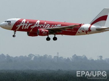 В небі Індонезії втрачений контакт з авіалайнером, що летів в Сінгапур. На борту зниклого Airbus 320-200 перебували 155 пасажирів і членів екіпажу.