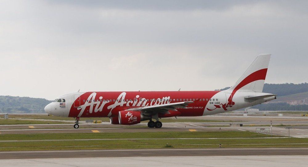 Ще один літак AirAsia розвернувся в польоті. Внутрішній малайзійський рейс AK6242 з Пенанга в Лангкаві повернувся в аеропорт вильоту, за деякими даними, через технічні проблем.