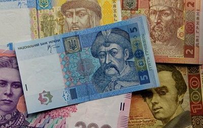 Стало відомо, кому підвищать зарплати в 2014 році