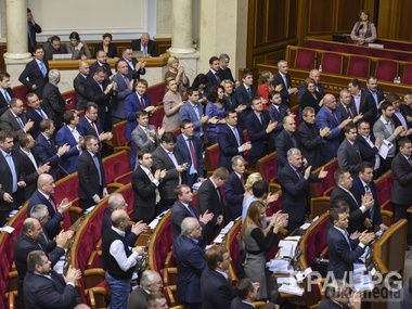Рада прийняла резонансний законопроект про пільги. Законопроект №1577 підтримали 256 народних депутатів.