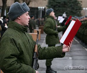 Армія Росії поповнилася більш ніж 150 тисячами солдатів. Крім цього, зазначається, що кожен п'ятий солдат має вищу освіту.