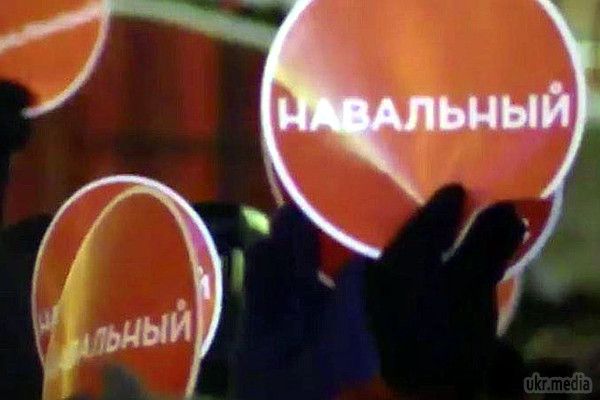 У Москві жорстко розігнали акцію протесту (фото).  На Манежній площі зібралися близько 5 тисяч людей, за даними правозахисників 245 з них були затримані,