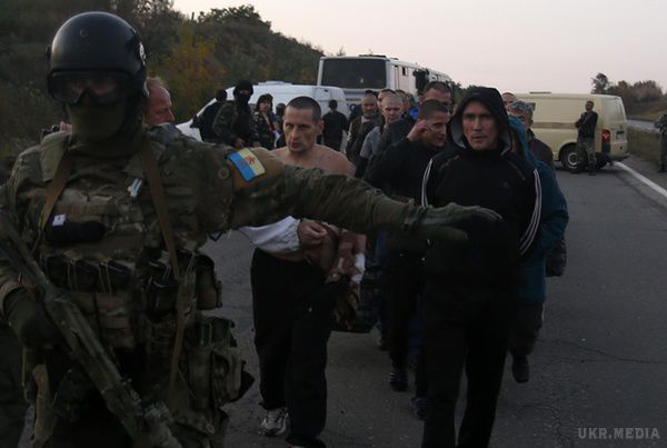 Депутатський бій з сепаратизмом: чия "зброя" страшніше?. За заклики до порушення територіальної цілісності хочуть звільняти, конфісковувати майно і позбавляти громадянства.