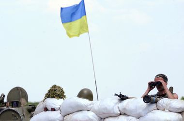 Бойовики обстріляли блокпост українських прикордонників в районі Майорська – Держприкордонслужба. Міни та снаряди розірвалися поруч з місцем несення служби