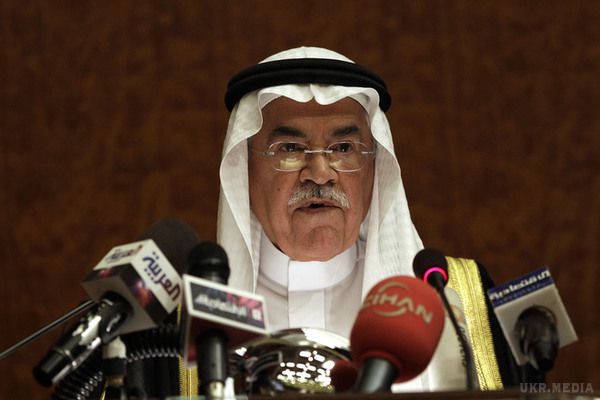 Росія не заслуговує частки на ринку нафти - міністр енергетики Саудівської Аравії. Міністр енергетики Саудівської Аравії Алі Аль-Наїмі привернув увагу громадськості після того, як дав інтерв'ю журналу Middle East Economic Survey (MEES).
