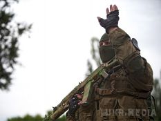 У Станиці Луганській тривають бої – Москаль. Впродовж суботи та минулої ночі терористи так званої «ЛНР» вісім разів обстріляли частину Луганської області, яка знаходиться під контролем України.