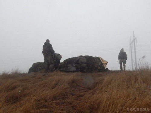 Подробиці вчорашньої спроби прориву бойовиків під Маріуполем (фото). Вночі з 2 на 3 січня терористи кілька разів намагалися прорвати лінію оборони батальйону «Азов» під Маріуполем. 