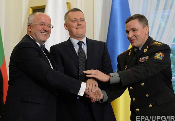 Литва підтвердила передачу Україні елементів озброєння. Литва передала українській армії елементи озброєння, про які вона просила, підтвердив BNS в понеділок литовський міністр оборони Юозас Олекас.