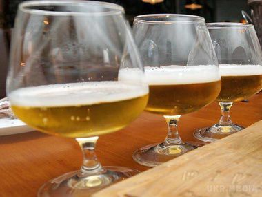 З 1 липня пиво буде вважатися алкогольним напоєм. Набули чинності зміни до Податкового кодексу України, якими визначено групи підакцизних товарів.