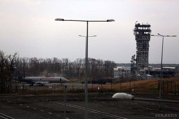 Запеклих боїв в Донецьку не було - боєць ЗСУ (подробиці). Українські військові вчора не вели боїв. Один раз до обіду був відкритий у відповідь вогонь по машині «Газель». З неї вівся обстріл з мінометів «Волошка». 