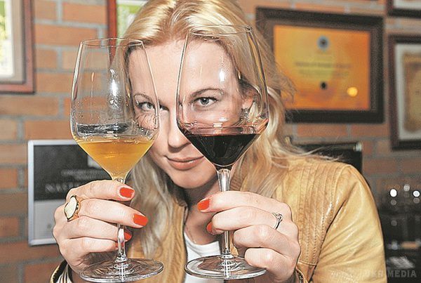 Горілка посилює застуду. Спиртне послаблює імунну систему в першу ж годину після розпиття, тому хвороба може протікати в більш важкій формі або її картина буде нетиповою, "змазаною". До такого рішення прийшли фахівці Університета Лойоли в Чикаго.