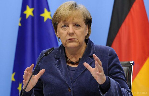 Меркель закликала до загальноєвропейської єдності у зв'язку з загрозою з боку РФ. Мирне співіснування в Європі може виявитися під загрозою, заявив канцлер ФРН Ангела Меркель.