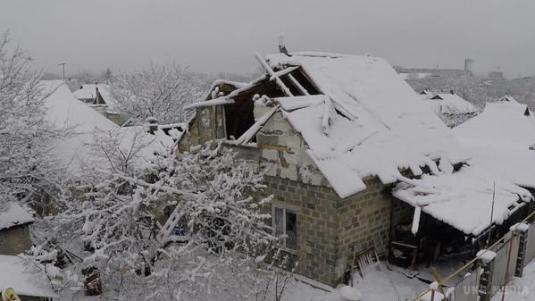 Донецьк зазнав чергового артобстрілу бойовиків (фото). Вогонь з боку бойовиків знову ведеться з житлових масивів міста. 