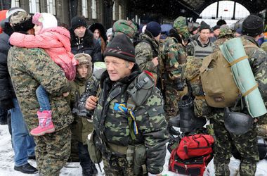У Міноборони пояснили, коли повістка вважається неврученою. Розписатися про отримання повістки повинна тільки та людина, якій вона призначалася