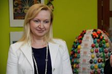 ''Донька'' Януковича освоїлася у Росії і захопилась футболом. Президент-втікач Віктор Янукович разом з цивільною дружиною Любов'ю Полежай та її донькою Марією облаштувались у Росії, дівчинка навчається та відвідує різні гуртки.