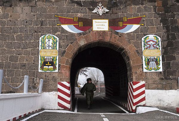  Тягчайший злочин. У Вірменії вимагають покарати командування російської бази
