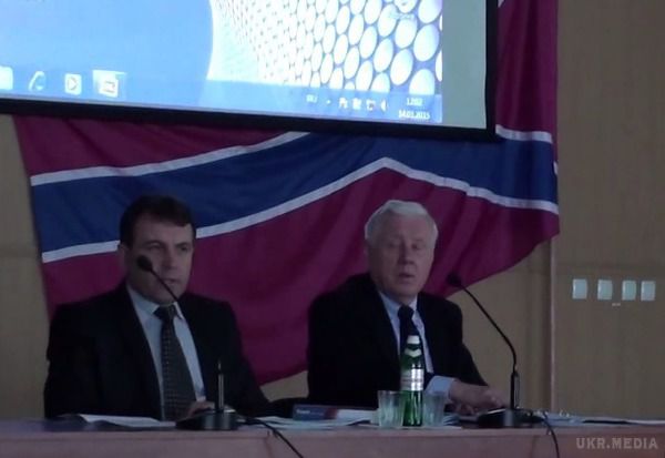 Депутати продовжують фінансувати лояльні до сепаратистам ЗМІ. 14 січня депутати Дружківської міської ради виділили на сесії 328 тисяч грн. комунальному підприємству "Медіа-центр", з них 100 тисяч - для фінансування газети "Дружковский рабочий". Дана газета проводила пропаганду ідей сепаратизму, а зараз друкується в Донецьку, на території так званої  "ДНР".