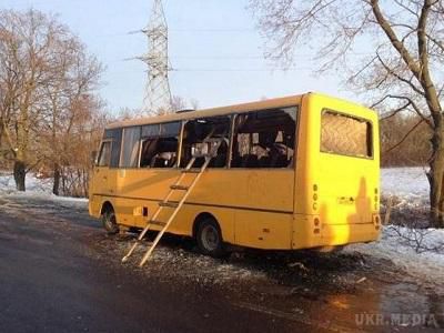 З Волновахи - на той світ. Трагедія, яка забрала життя пасажирів рейсового автобуса Златоустовка-Волноваха-Донецьк, далася взнаки і в гірницькому Докучаєвську.