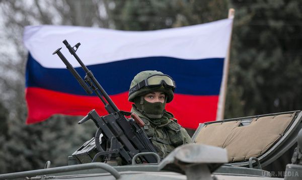 Свою техніку російські військові зосереджують в Свердловському районі. За останні кілька місяців Свердловський район заполонили російські військові, а також - важка техніка їх Росії. 