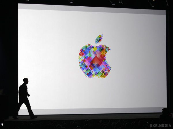 Apple заблокувала акаунти всіх розробників в Криму. Американська компанія Apple на своєму спеціалізованому сайті заблокувала акаунти всіх розробників, які знаходяться на території окупованої Росією Криму.
