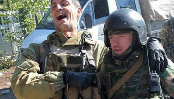 «Гіві» провів ніч з «Моторолою». У так званій ДНР спростовують інформацію про смерть «ратного гнома» терористів по кличці Моторола. 