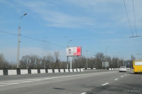 Путиловський міст після вибуху (відео). У мережі з'явилося відео, на якому показується Путиловський міст після сьогоднішнього вибуху. 