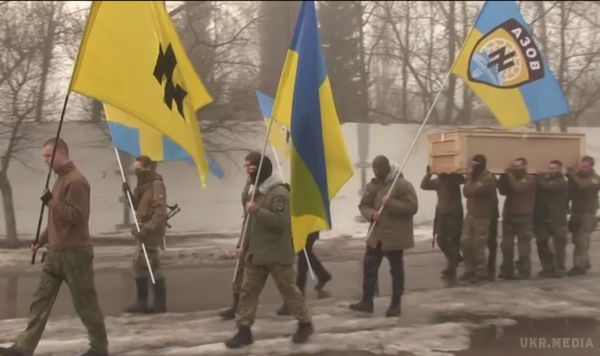 Полк «Азов» попрощався із загиблими бійцем з позивним «Лео» (відео). 19 січня полк «Азов» попрощався із загиблими бійцем, вихідцем з Швеції. 