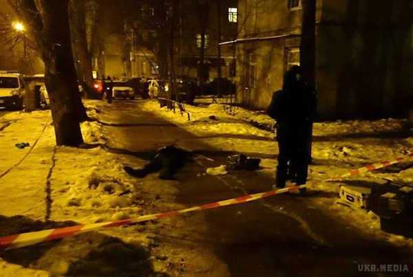 Адвоката Грузкова могли вбити через бізнес-розбірки. Кілер випустив у юриста п'ять куль.
