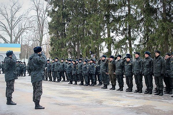 Міноборони обіцяє не мобілізувати "всіх без розбору". Полторак закликав особовий склад відомства провести якісний відбір кандидатів на службу в армії.