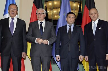 У Берліні почалися переговори глав МЗС "нормандської четвірки". Всі чотири міністри прибули на віллу Борзіг