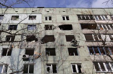 Дебальцеве і Авдіївку обстрілюють з "Градів". Снаряди влучають в житлові будинки