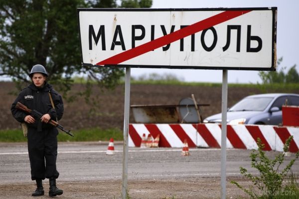 Обстріл Маріуполя. Подробиці. Вранці 24 січня окрайні райони Маріуполя піддано масованому ракетному обстрілу