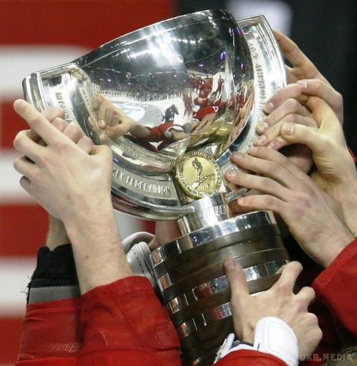 Кубок світу з хокею пройде в Торонто. Кубок світу з хокею пройде у вересні 2016 року в Торонто, підтвердив комісар НХЛ Гері Беттмен.