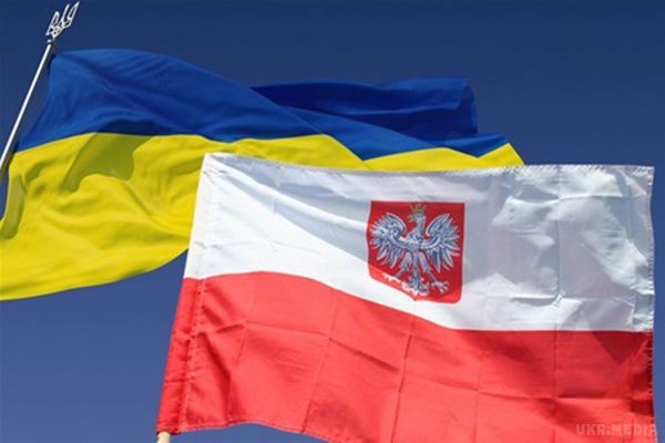Польща  не буде  брати участь у збройному конфлікті на Донбасі. У  Варшаві, про це заявила прем'єр-міністр Копач сьогодні в ефірі Польського радіо
