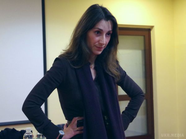 На автошляхи Києва нові патрулі МВС вийдуть в червні. Перші патрульні служби вийдуть на дороги Києва в червні. 