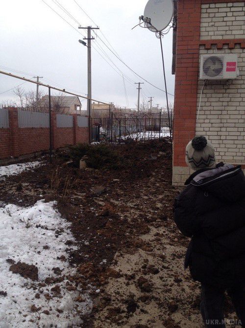 «Дебальцевський котел»: під обстрілом бойовиків Світлодарськ, Луганське, Мироновский (фото). 27 січня від обстрілу бойовиків постраждали три сусідніх населених пунктів Світлодарськ, Луганське та Миронівський