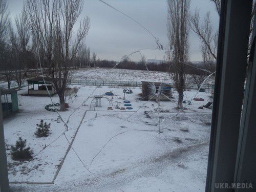 «Дебальцевський котел»: під обстрілом бойовиків Світлодарськ, Луганське, Мироновский (фото). 27 січня від обстрілу бойовиків постраждали три сусідніх населених пунктів Світлодарськ, Луганське та Миронівський