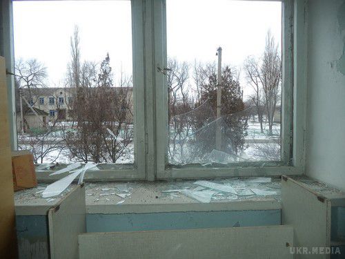 «Дебальцевський котел»: під обстрілом бойовиків Світлодарськ, Луганське, Мироновский (фото). 27 січня від обстрілу бойовиків постраждали три сусідніх населених пунктів Світлодарськ, Луганське та Миронівський