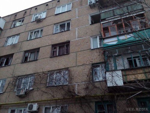 «Дебальцевський котел»: під обстрілом бойовиків Світлодарськ, Луганське, Мироновский (фото). 27 січня від обстрілу бойовиків постраждали три сусідніх населених пунктів Світлодарськ, Луганське та Миронівський