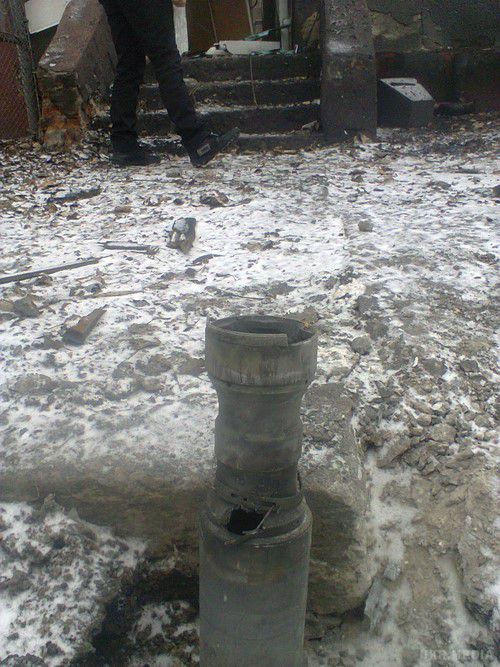 «Дебальцевський котел»: під обстрілом бойовиків Світлодарськ, Луганське, Мироновский (фото). 27 січня від обстрілу бойовиків постраждали три сусідніх населених пунктів Світлодарськ, Луганське та Миронівський