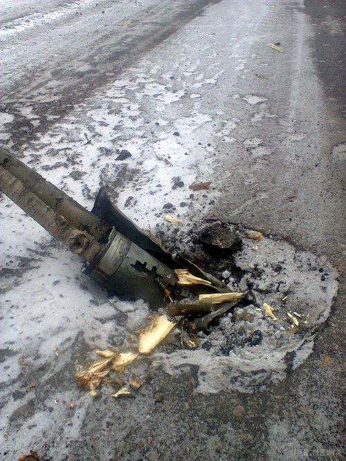«Дебальцевський котел»: під обстрілом бойовиків Світлодарськ, Луганське, Мироновский (фото). 27 січня від обстрілу бойовиків постраждали три сусідніх населених пунктів Світлодарськ, Луганське та Миронівський
