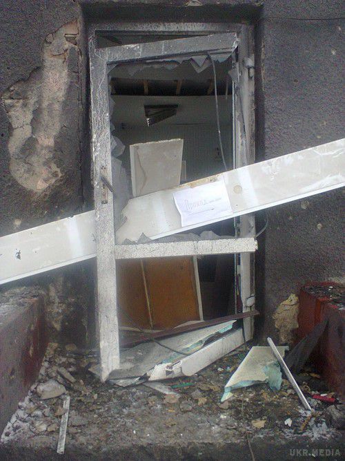 «Дебальцевський котел»: під обстрілом бойовиків Світлодарськ, Луганське, Мироновский (фото). 27 січня від обстрілу бойовиків постраждали три сусідніх населених пунктів Світлодарськ, Луганське та Миронівський